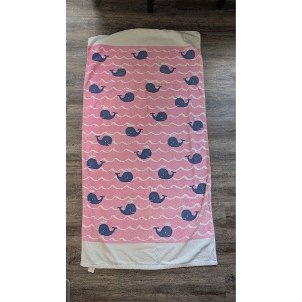 EUC Pottery Barn Kids "Spouting Whale" Bath/Beach Towel